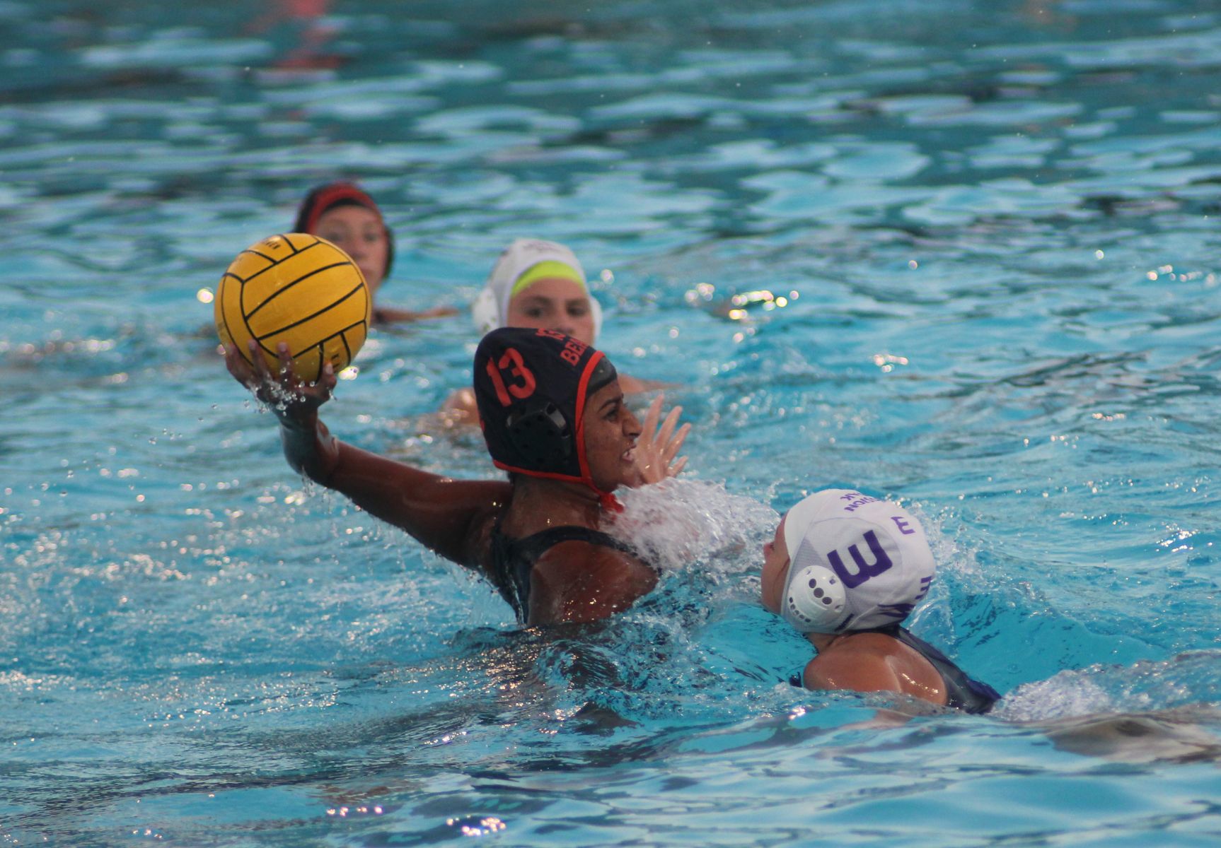 Bears' offense leads team to 14-7 win over Hawks